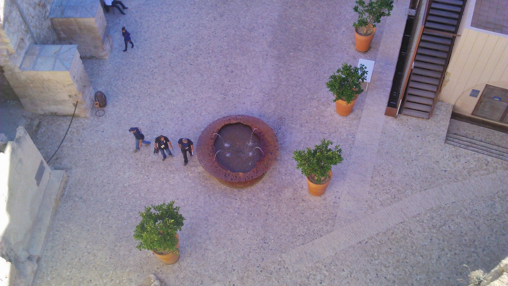 BELLA FONTAINE – 1K JPEG