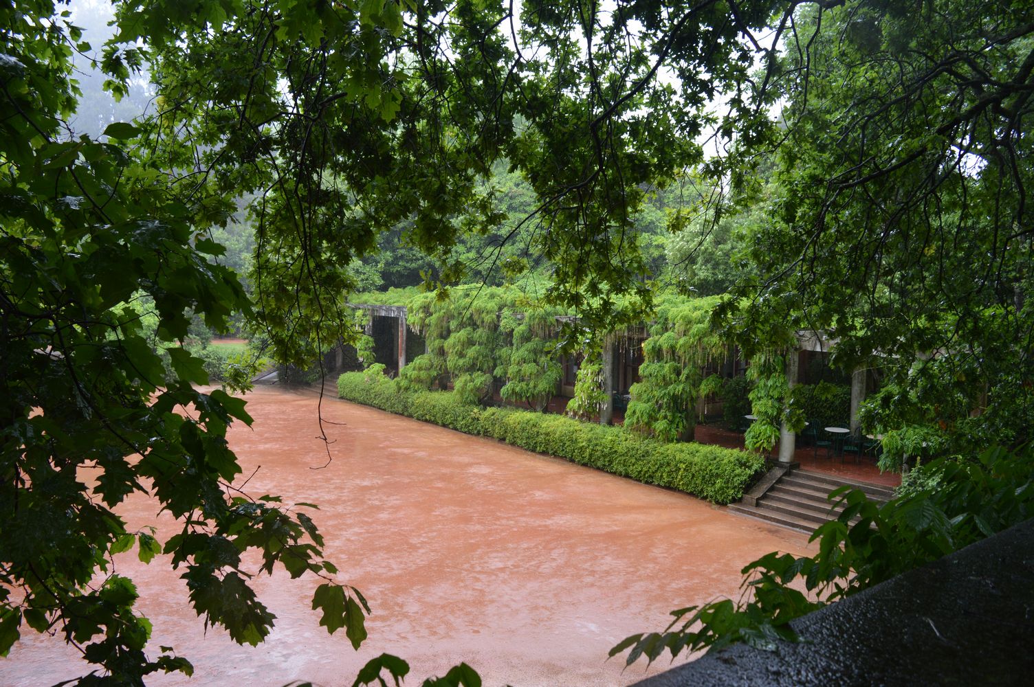 pergola avec briquette – 1K JPEG